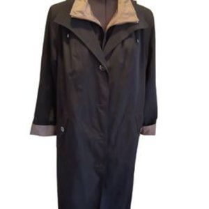 Almost New Black & Tan Full Length Hooded Midweight Raincoat (Trenchcoat)